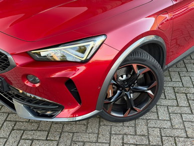 CUPRA Formentor VZ e-Hybrid Copper | SoH 92,5% | Pano | Kuipstoel | Winterpakket image