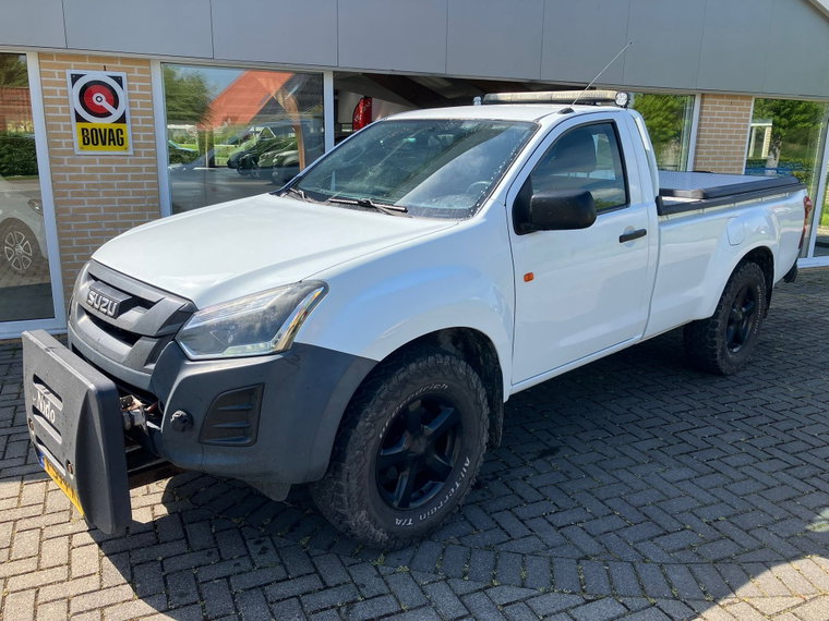 Isuzu D-max
