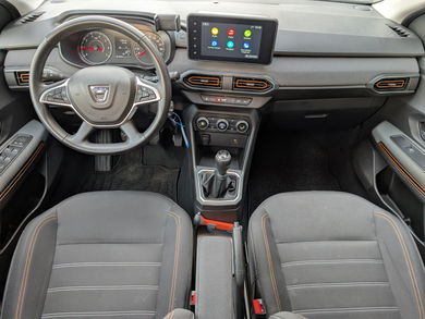 Dacia Sandero Stepway 1.0 TCe Comfort | Dealer Onderhouden | All-Season Banden image