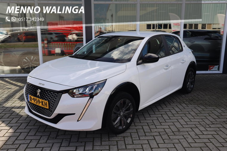 Peugeot e-208