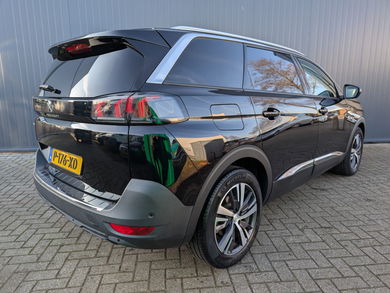 Peugeot 5008 1.2 PureTech Allure | Nieuwe Distributieriem! | 7 persoons image