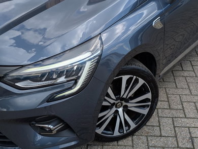 Renault Clio 1.3 TCe Initiale Paris image