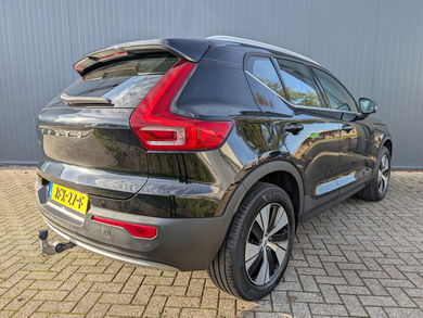 Volvo XC40 1.5 T4 Recharge Inscription Expression | Achteruitrijcamera image