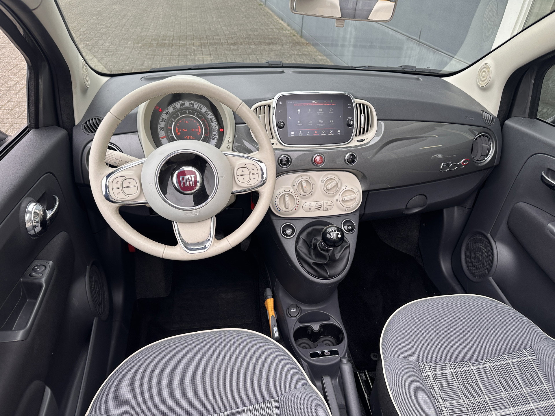 Gallery Image 12