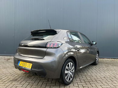 Peugeot 208 1.2 PureTech Active image