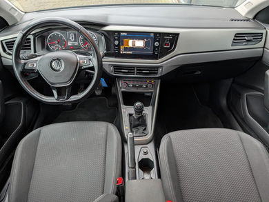 Volkswagen Polo 1.0 TSI Comfortline | Climate control | Trekhaak image