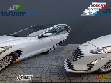 Ford Focus 1.0 EcoBoost | Trekhaak | Stoel, Voorruit en Stuur verwarming | image