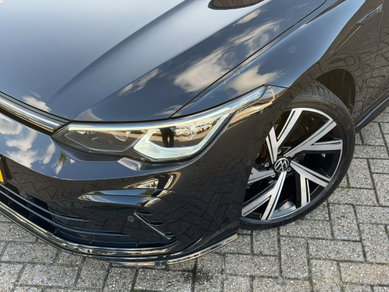 Volkswagen Golf Variant 1.5 eTSI R-Line Business | Trekhaak | Stoelverwarming image