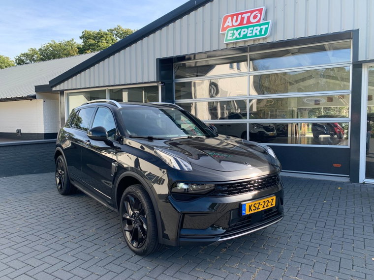 Lynk & Co 01