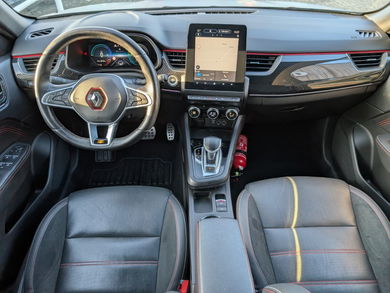 Renault Arkana 1.6 E-Tech Hybrid 145 RS-Line | Stoel en Stuurverwarming image