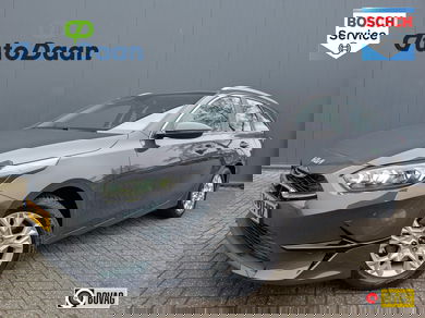 Kia Ceed Sportswagon 1.5 T-GDi Dynamic Line | Trekhaak | All Season banden! image