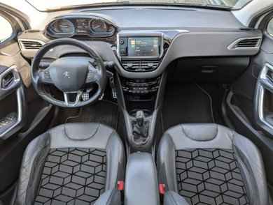 Peugeot 208 1.2 PureTech Première image