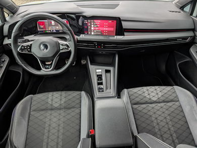 Volkswagen Golf 1.5 eTSI R-Line Business+ image