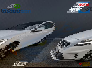 Volvo V40 1.5 T3 Polar+ R-Design | All-Season | Climate Control | Bomvol! image