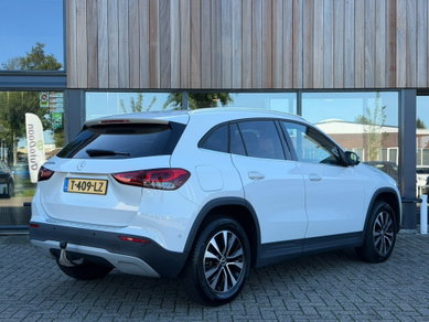 Mercedes-Benz GLA 250 e Luxury Line | Trekhaak | Carplay | ACC image
