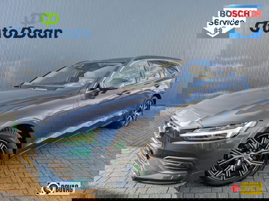 Volvo V60 2.0 B3 Core | Led | Stoel/Stuur Verwarming | Face Lift Model image