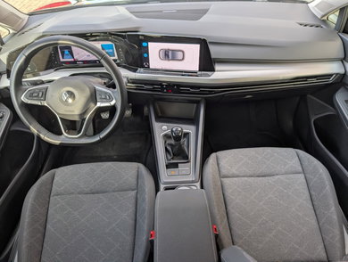 Volkswagen Golf 1.5 TSI Life Business | Trekhaak | Carplay | Adaptieve Cruise image