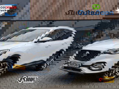 MG EHS 1.5 TGDI Hybrid Luxury | Pano | Carplay | 360 Camera image