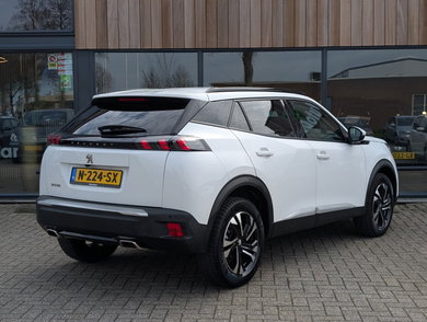 Peugeot 2008 1.2 PureTech Allure | Camera | Cruise | 100% onderhouden image