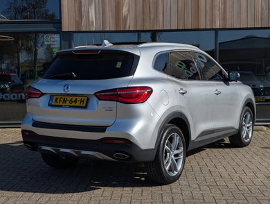 MG EHS 1.5 TGDI Luxury image