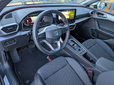 SEAT Leon 1.5 eTSI FR Business | Stoel/Stuur Verwarming | Carplay image