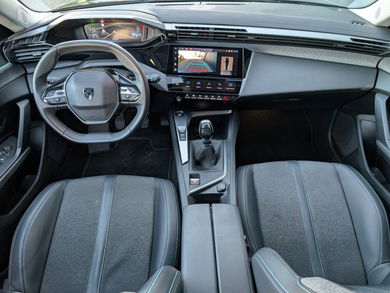 Peugeot 308 SW 1.2 PureTech Allure Pack Business | NAP | Apple Carplay image