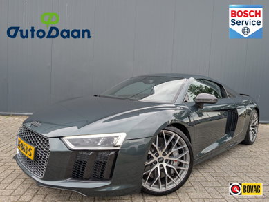 Audi R8 5.2 FSI quattro Plus image